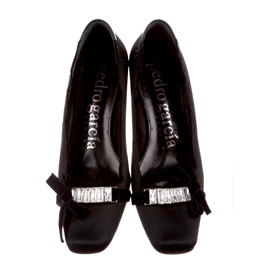 Pedro Garcia Satin shoes with kitten heels & crystal accent.